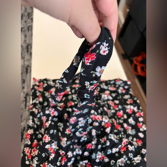 Floral capris - Picture 4 of 4